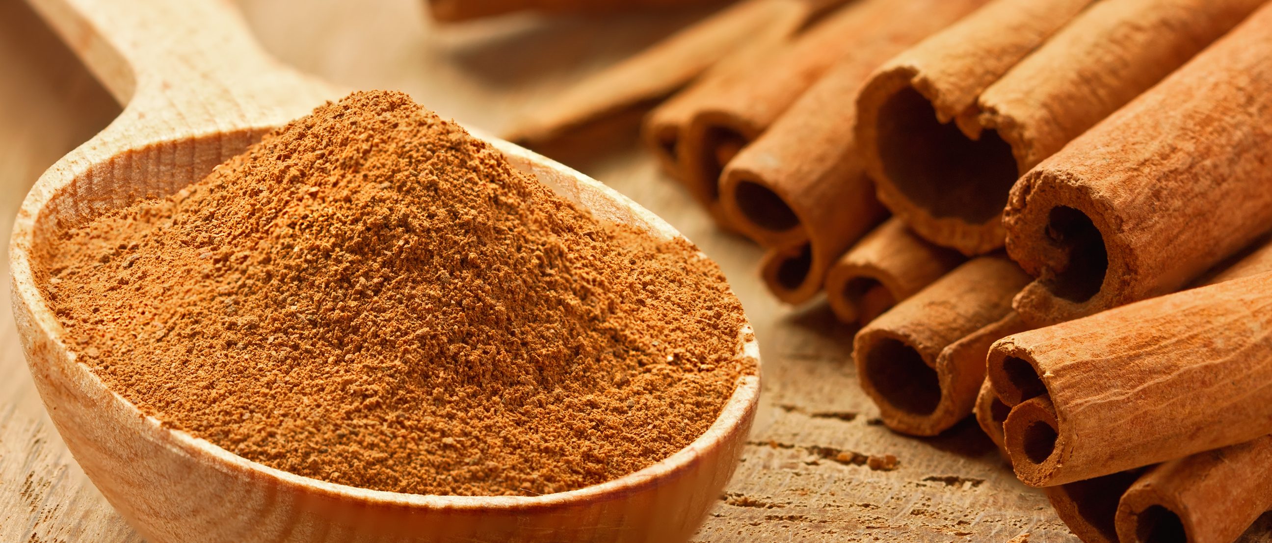 cinnamon-sticks-and-powder